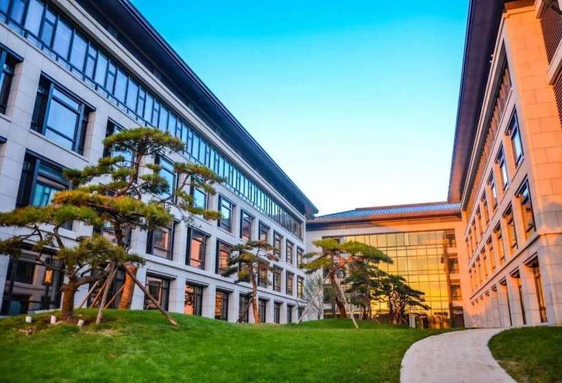 هتل Xi An International Convention Center