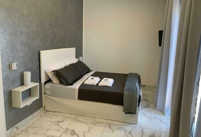 پانسیون Capitani Guest House