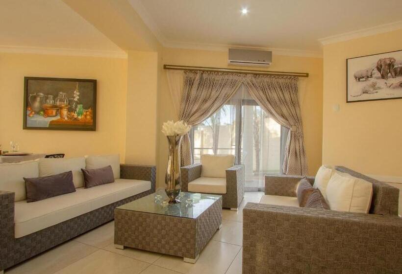 פנסיון Royal Hills Lodge And Spa