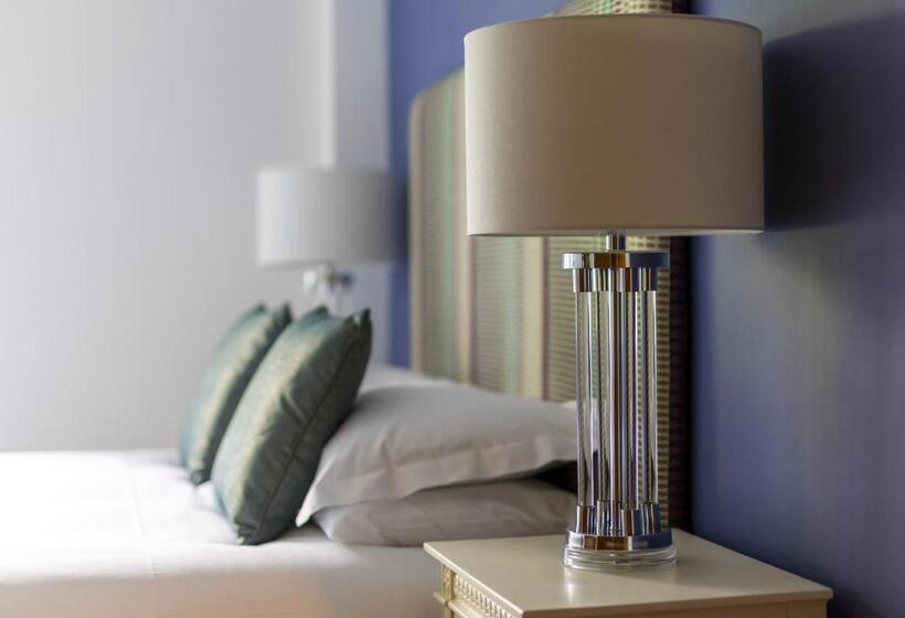 مبيت وإفطار The Garden House