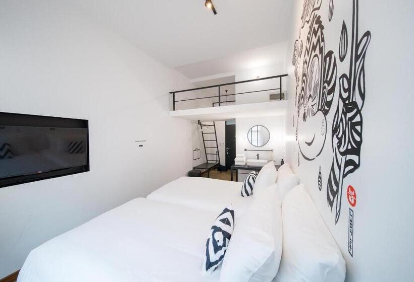 Blu Monkey Hub & Hotel Ranong