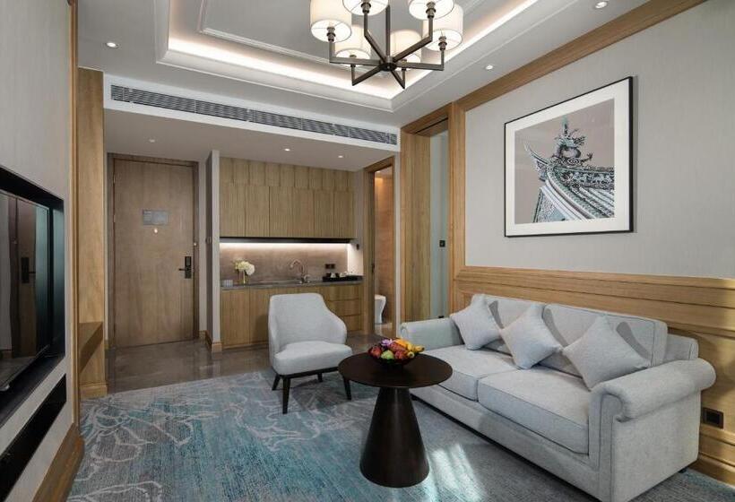 C&d Hotel,xiamen Xiang An Late Check Out & Free Welcome Snacks