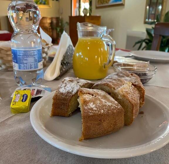 هتل Agriturismo Is Cortillaris