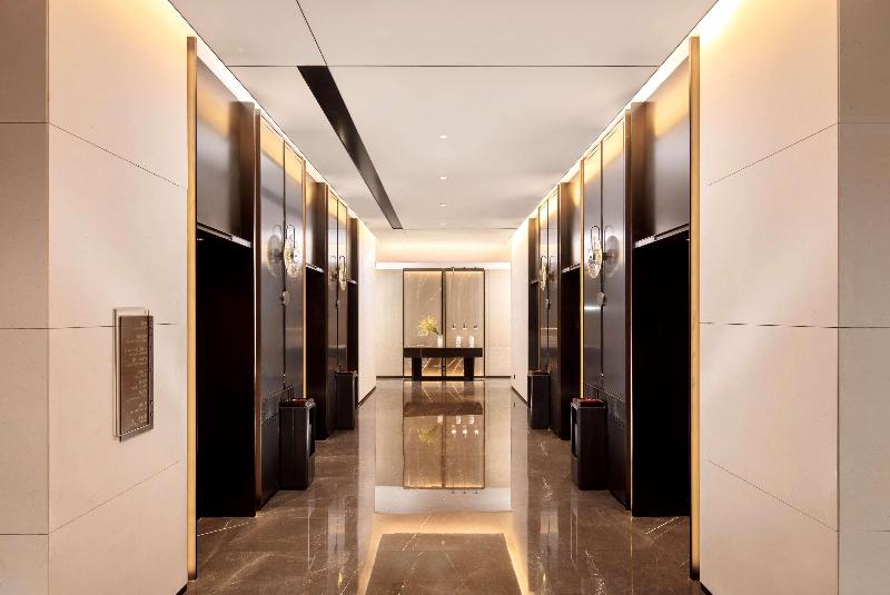 Отель Doubletree By Hilton Xian Fengdong