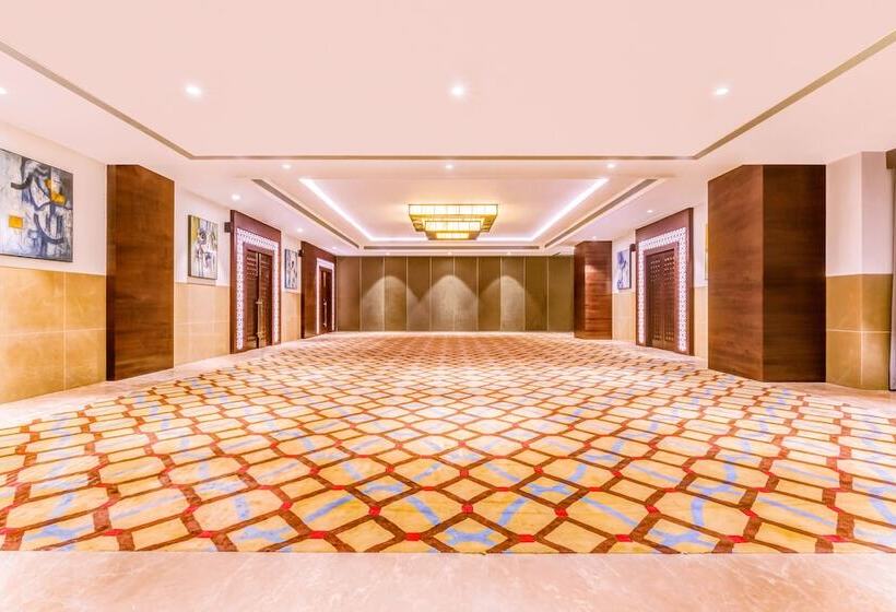 هتل Lemon Tree Premier, Dwarka
