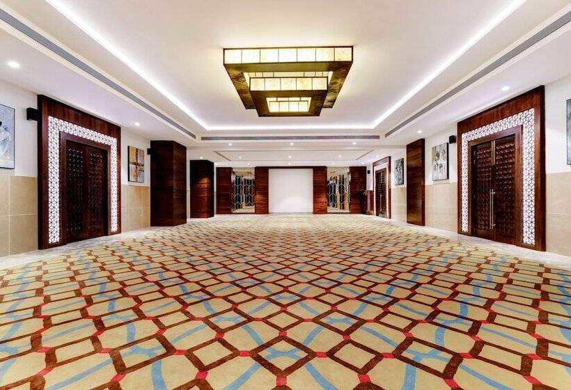 هتل Lemon Tree Premier, Dwarka