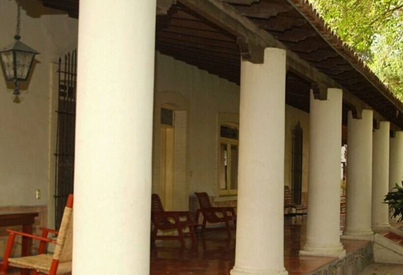 هتل Rancho El Morillo