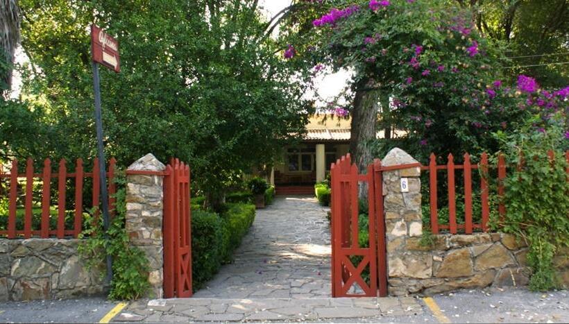 هتل Rancho El Morillo
