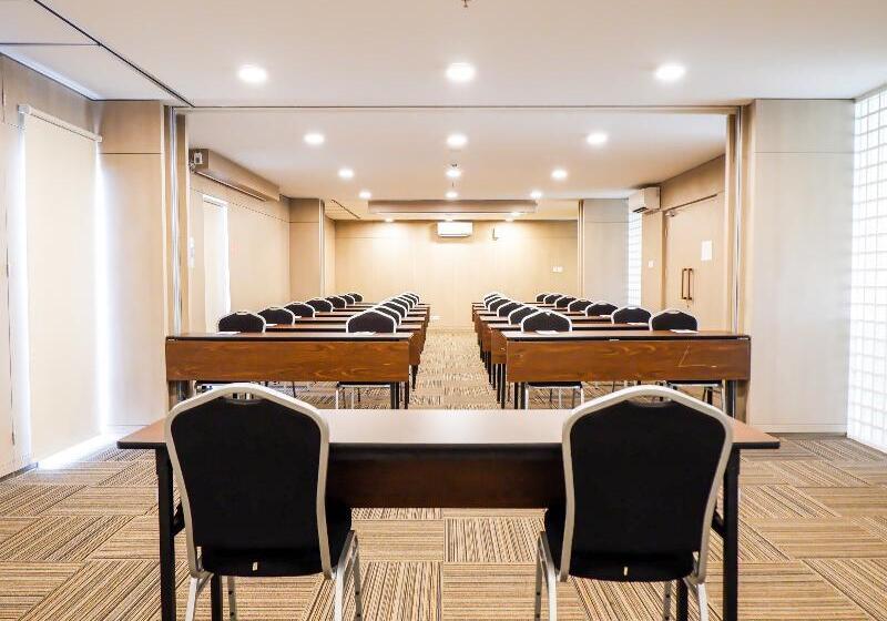 هتل Swissbelexpress Cilegon