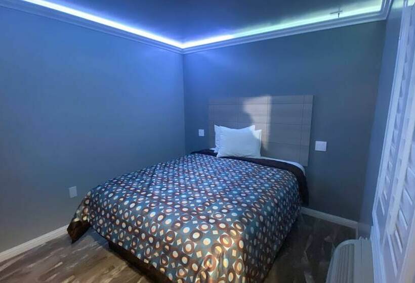 La Perla Motel