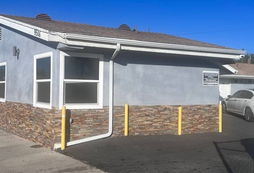 La Perla Motel