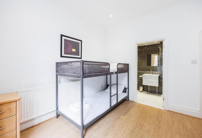 Mansion House With Spacious Apartments Close To Excel London And Canarywharf
