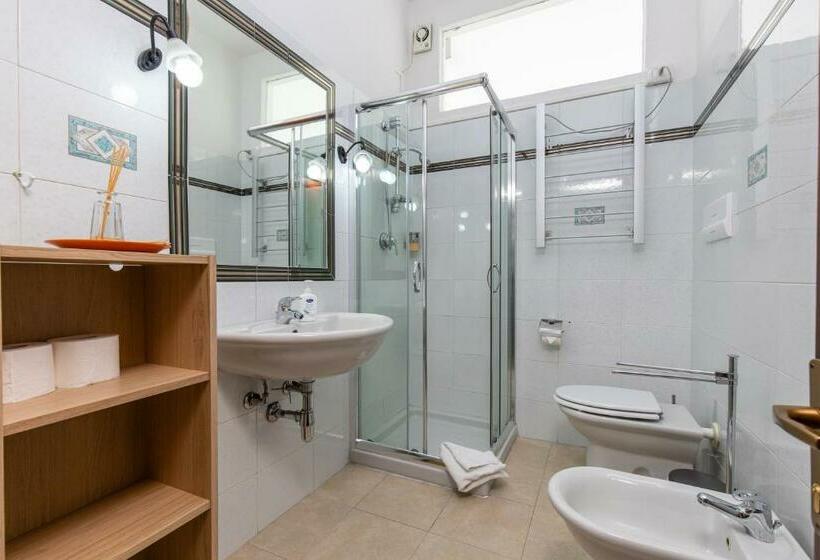 تختخواب و صبحانه Assajè Guestroom