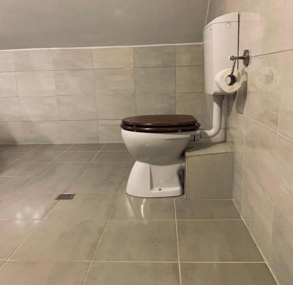 تختخواب و صبحانه Székely Fogadó   Hanul Secuiesc