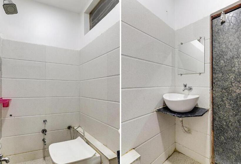 فندق Oyo 71089  Aagman