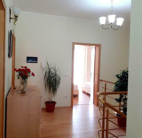 پانسیون Guest House Zadeja