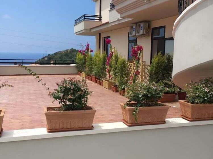 پانسیون La Terrazza Degli Dei