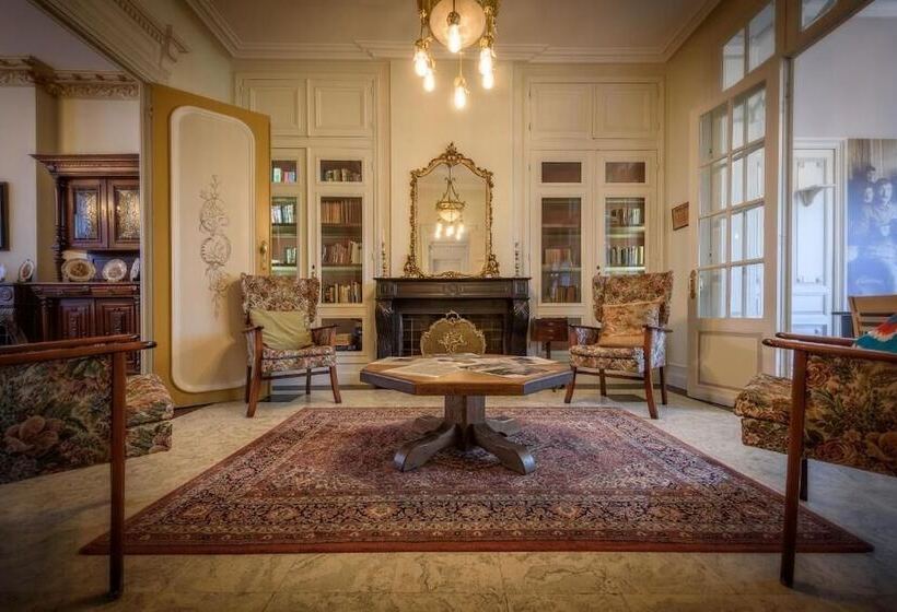 پانسیون Talbot House