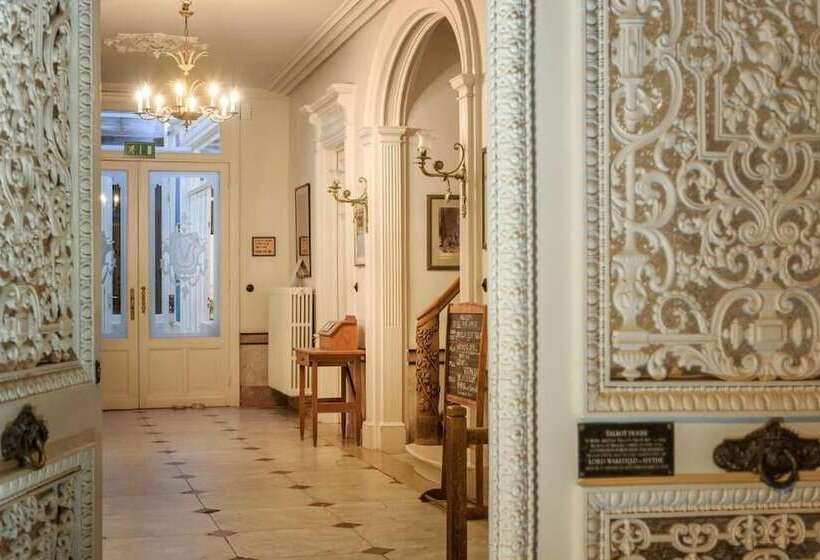 پانسیون Talbot House