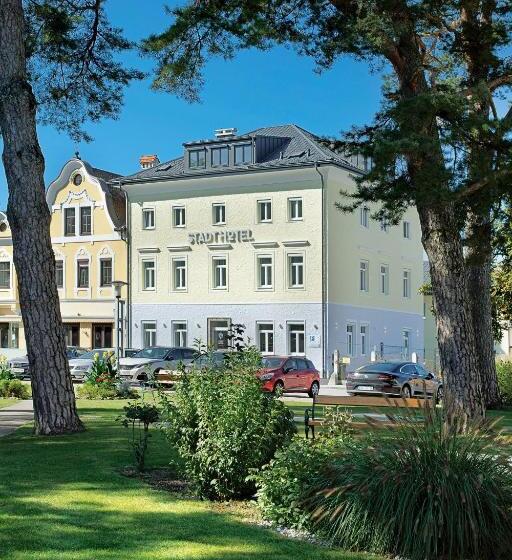Stadthotel Oberndorf 24h Self Check In Terminal