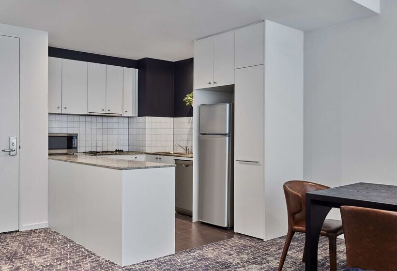 هتل Adina Apartment  Melbourne On Flinders