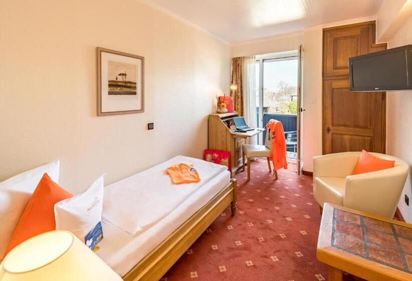 هتل Airport Fashion