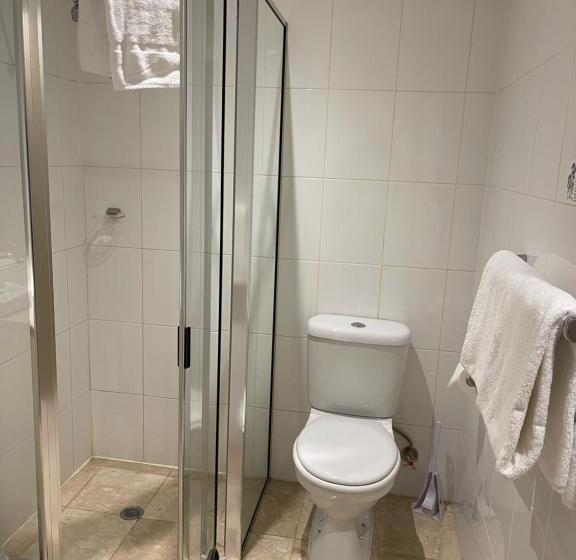 هتل Apx Darling Harbour