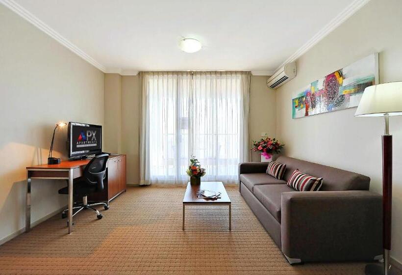 هتل Apx Darling Harbour