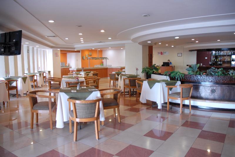 Hotel Aranzazu Plaza Kristal Aguascalientes