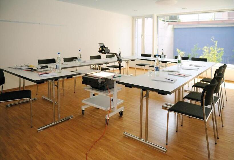 هتل Artos Interlaken