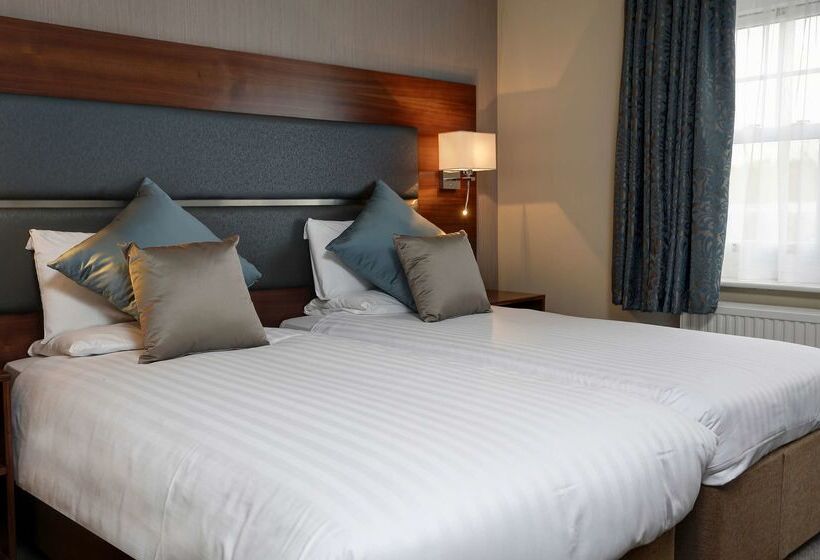 Fotos del hotel Best Western Chilworth Manor:  39