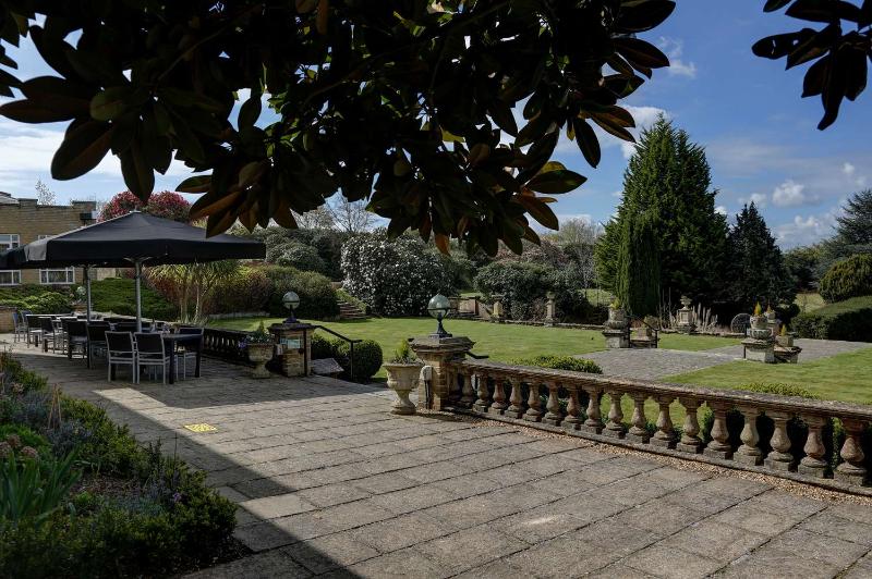 Fotos del hotel Best Western Chilworth Manor:  25