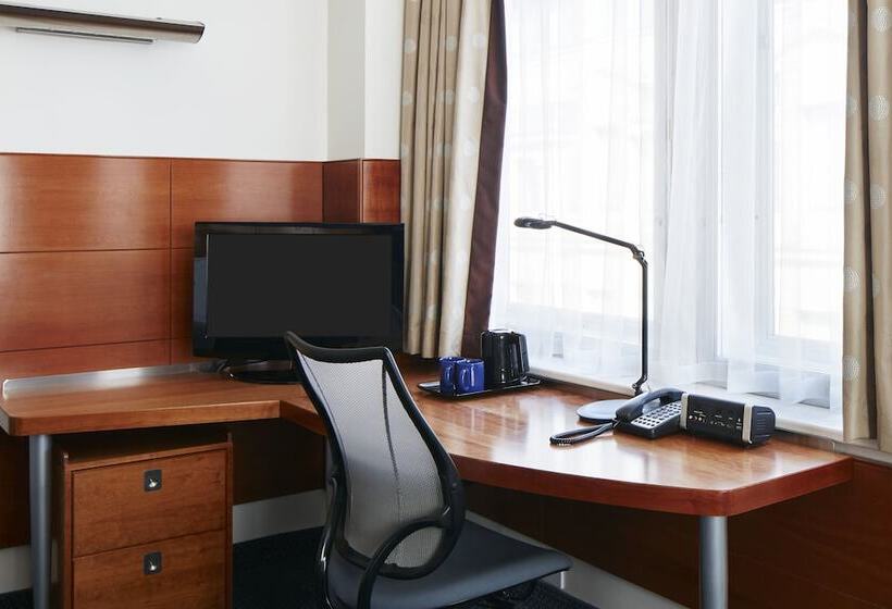 Fotos del hotel Club Quarters  St Paul S, London:  30