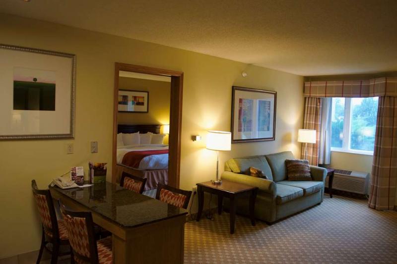 هتل Country Inn & Suites By Radisson, Lincoln North  And Conference Center, Ne