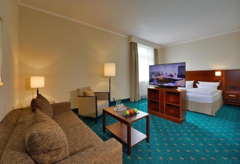 호텔 Der Lindenhof