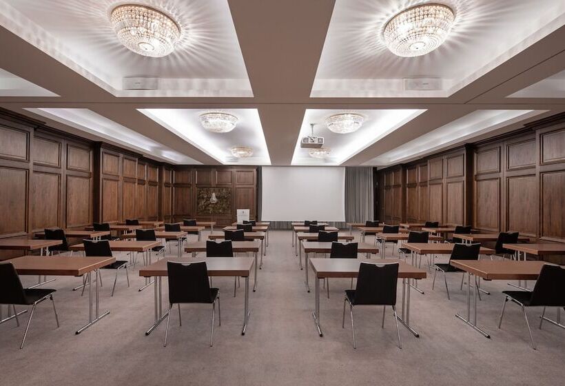 Eden Hotel Wolff