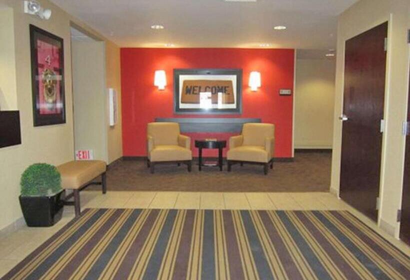 هتل Holiday Inn Express & Suites Austin Round Rock By Ihg