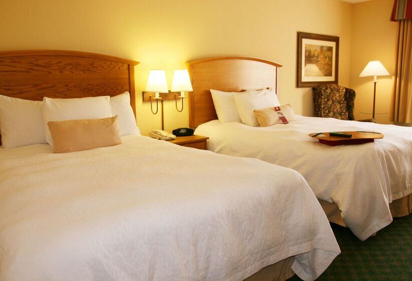 בית מלון כפרי Hampton Inn Guntersville