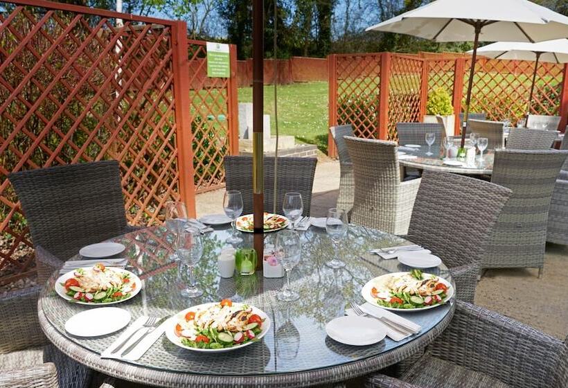 هتل Holiday Inn Bristol Airport, An Ihg