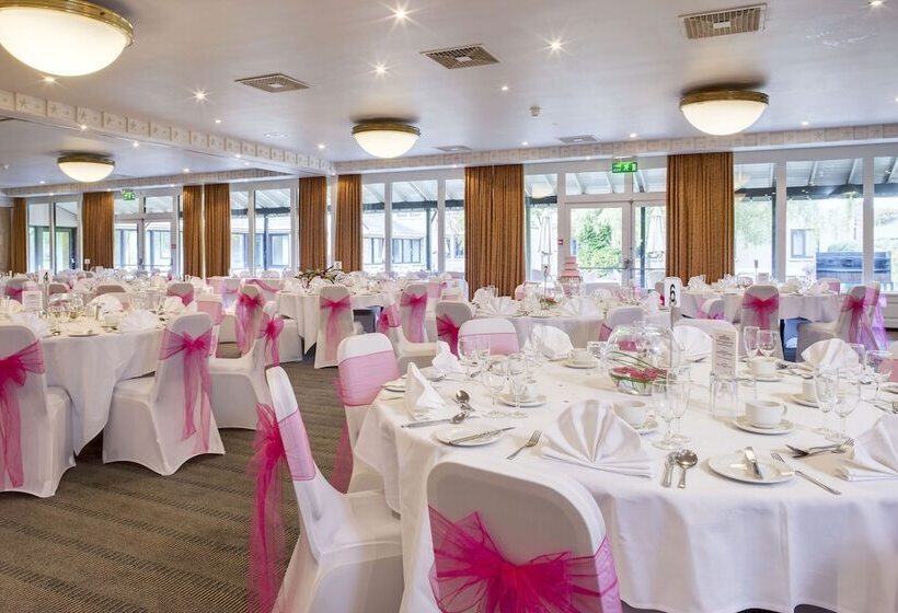هتل Holiday Inn Leeds Brighouse, An Ihg