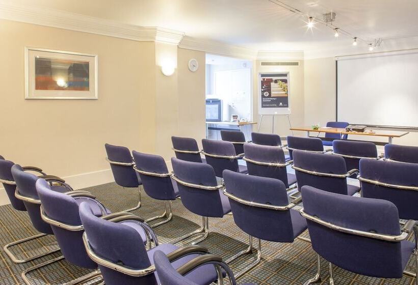 هتل Holiday Inn Leeds Brighouse, An Ihg