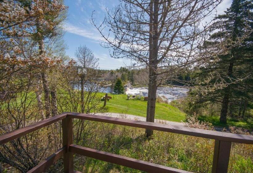 هتل Liscombe Lodge Resort And Conference Centre