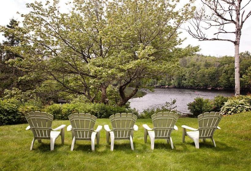 هتل Liscombe Lodge Resort And Conference Centre