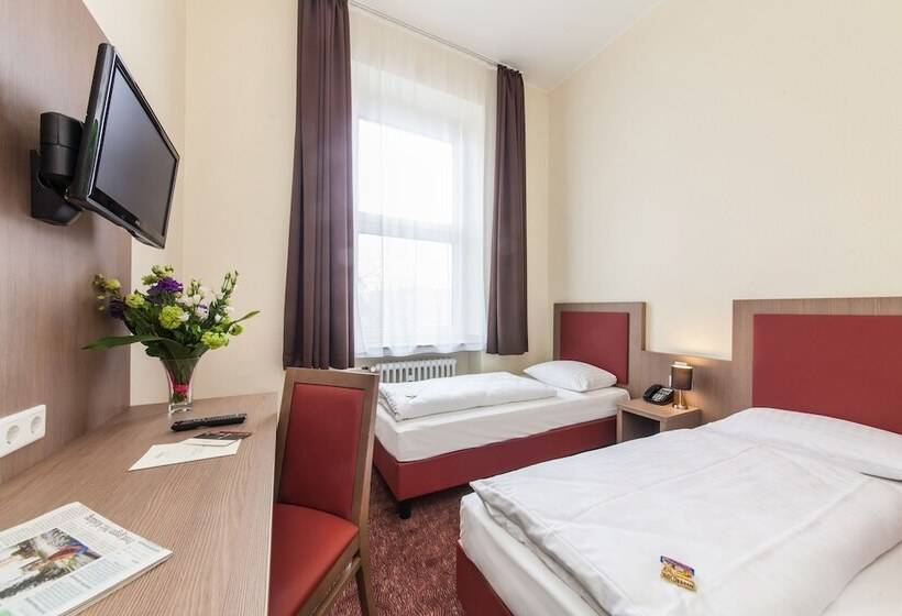 هتل Maxim Düsseldorf City