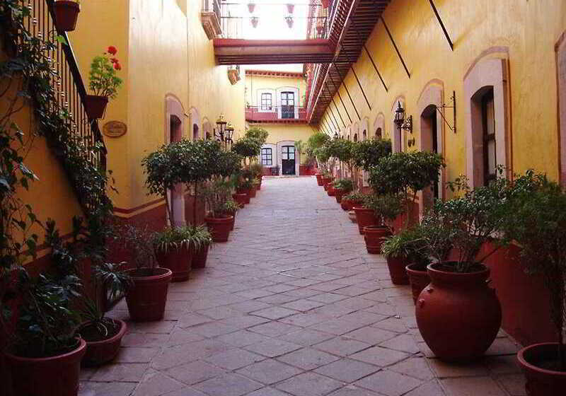 Hotel Meson De Jobito