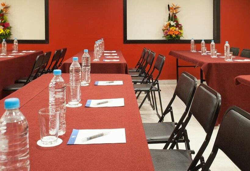 هتل NH Coatzacoalcos