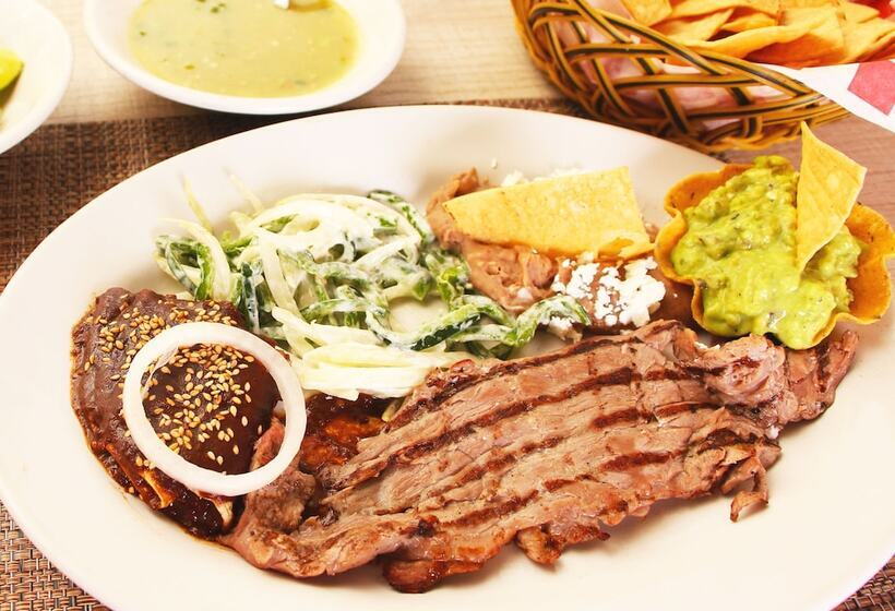 Fotos del hotel Plaza De Oro:  4