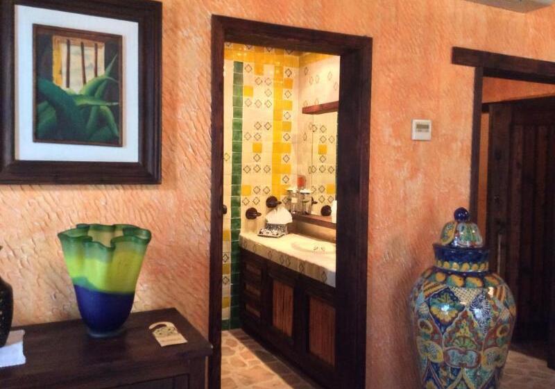 هتل Boutique Posada De Las Flores Loreto
