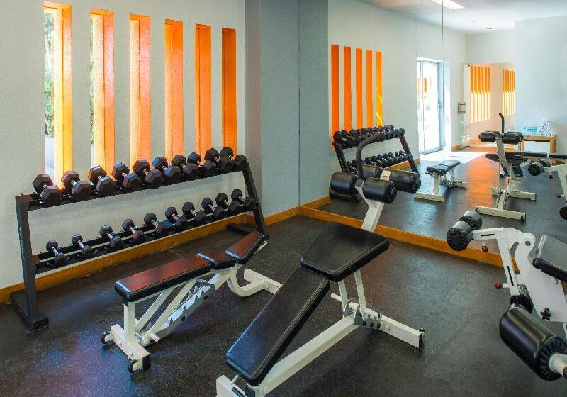 هتل Real Inn Torreón