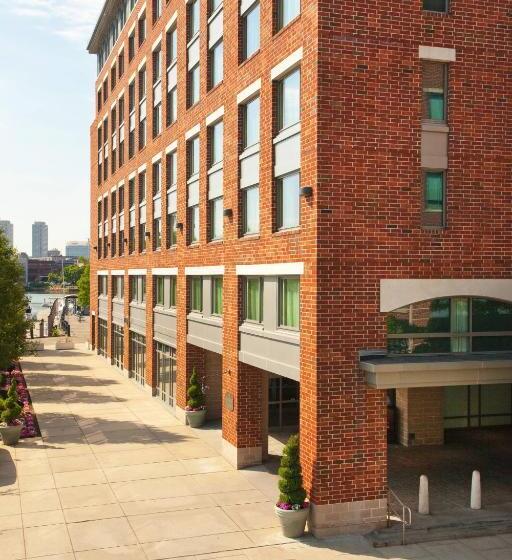 هتل Residence Inn By Marriott Boston Harbor On Tudor Wharf